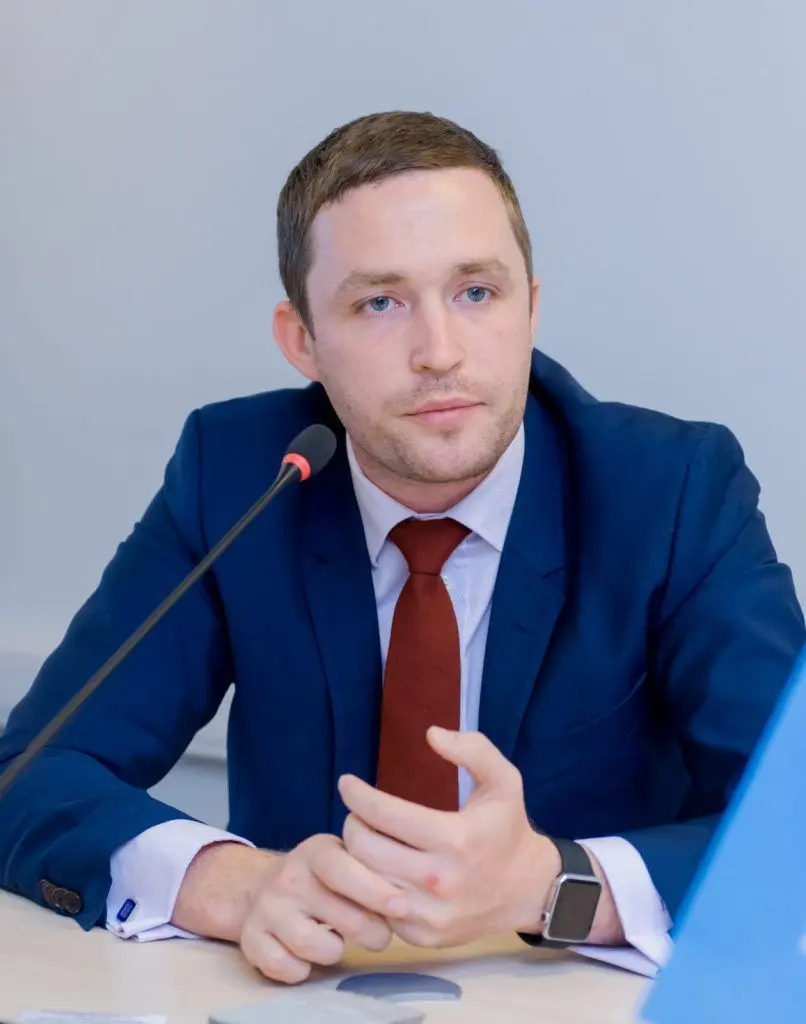 Борис Белозеров
