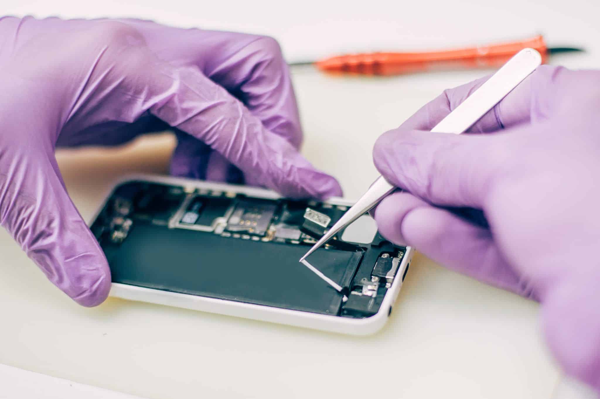 Аккумуляторы телефона и батарейки: как работают и сколько держится заряд