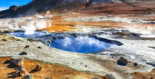 Какова температура в&nbsp;центре Земли и&nbsp;где тепло планеты превращают в&nbsp;электричество: что вы&nbsp;знаете о&nbsp;геотермальной энергетике?