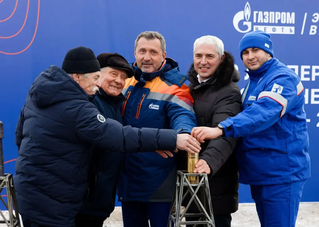 Процесс закладки новой капсулы
