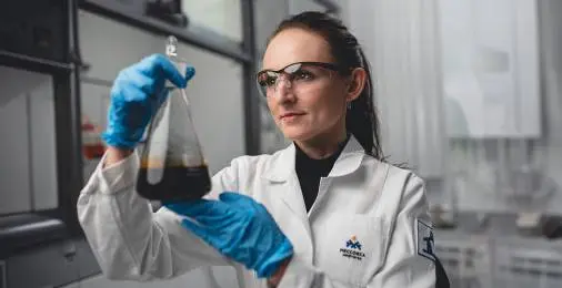 Из&nbsp;какого металла делают хрусталь, что заставляет нефть зеленеть и&nbsp;другие каверзные вопросы по&nbsp;химии