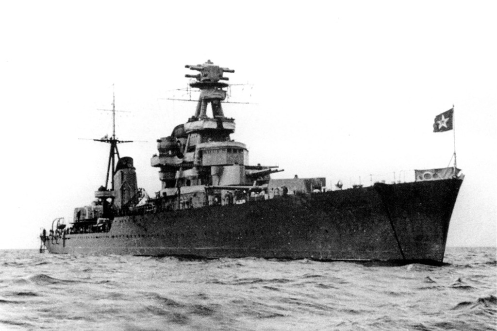 Крейсер «Киров» на рейде накануне Великой Отечественной войны, 1941 год
