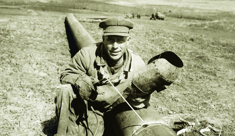 Один из строителей газопровода Саратов — Москва Николай Байдин, май 1945 года