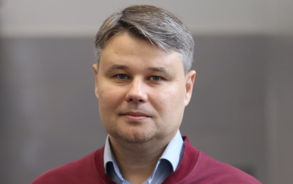 Сергей Солонин, директор стартапов смарт-одежды «Микскап» и «Бодихит»