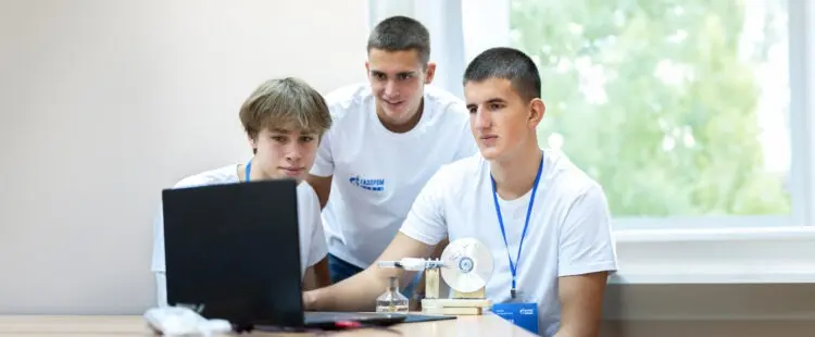 Студенты образовательного центра в Омске