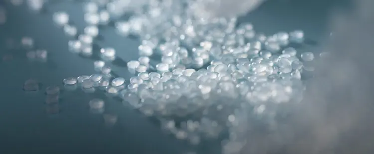 Гранулы полиэтилена