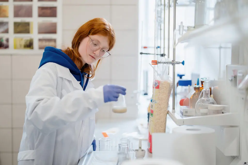 Участница ежегодного всероссийского интеллектуального турнира «Умножая таланты» на практическом занятии