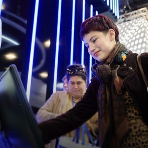 Арктические караваны и причудливые дроиды: чем удивил Петербургский международный газовый форум