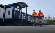 Вахтовики возле жилого комплекса «Газпром нефти» на Игнялинском участке Чонской группы месторождений