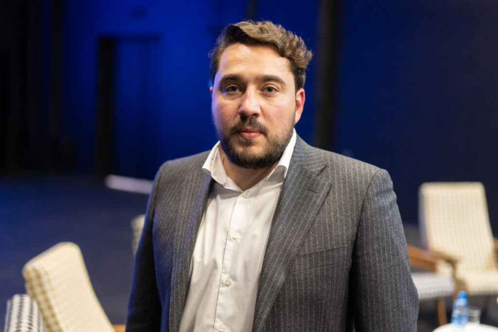 Александр Сулин, начальник управления электрозарядного бизнеса «Газпром нефти»