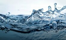 Скользская вода