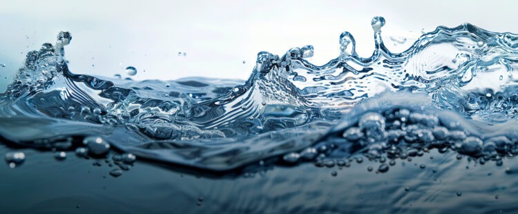 Скользская вода