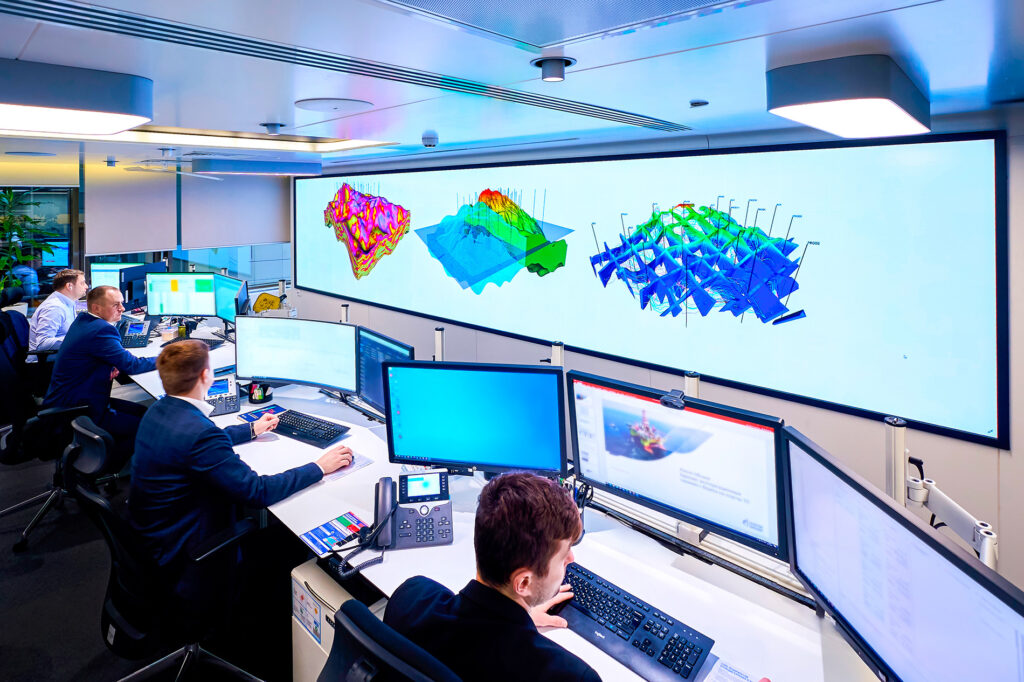 В офисе Центра управления бурением «Газпром нефти»