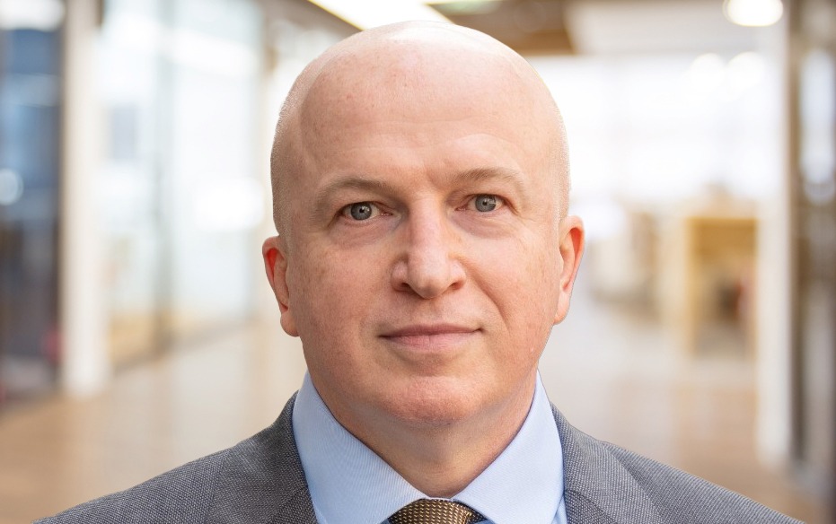 Анатолий Замрий