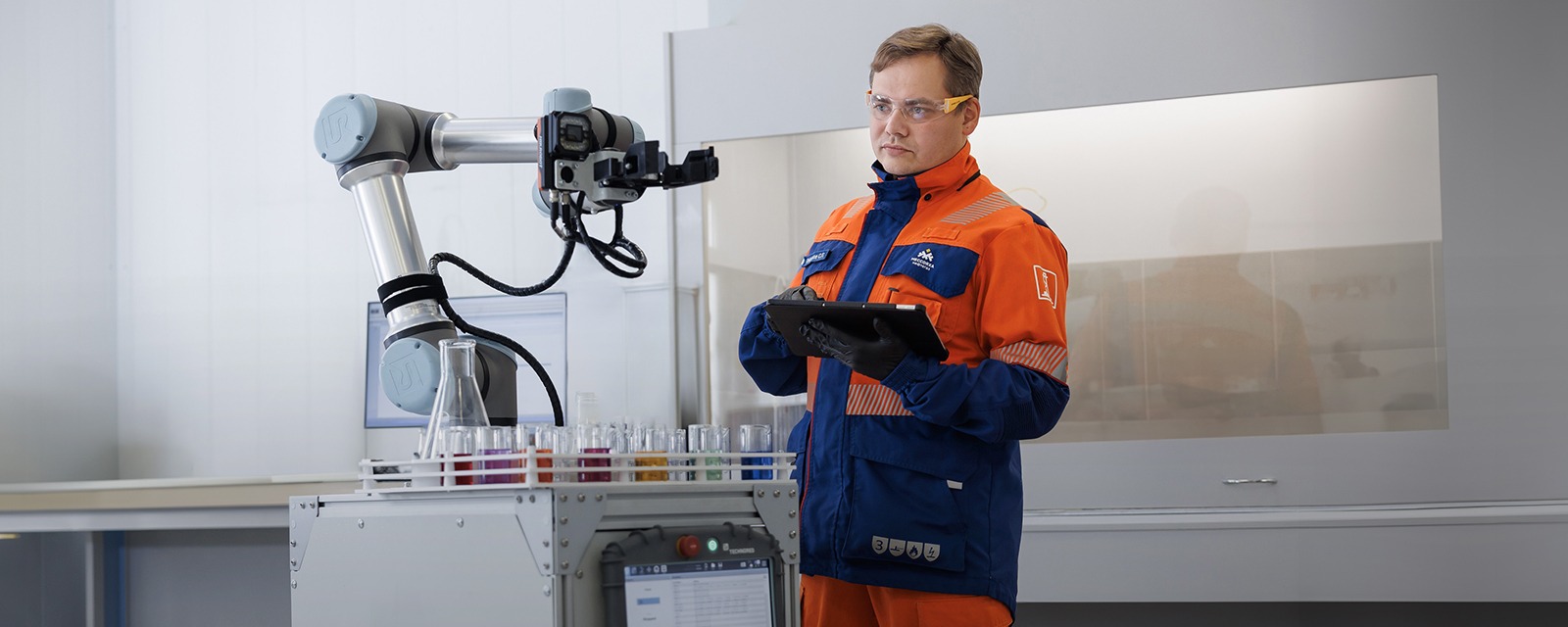 От складов до лабораторий: в России растет спрос на гуманоидных роботов в промышленности