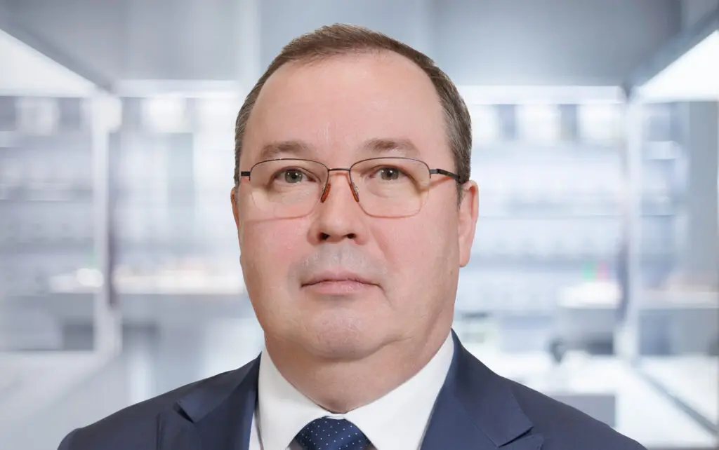 Дмитрий Кирсанов
