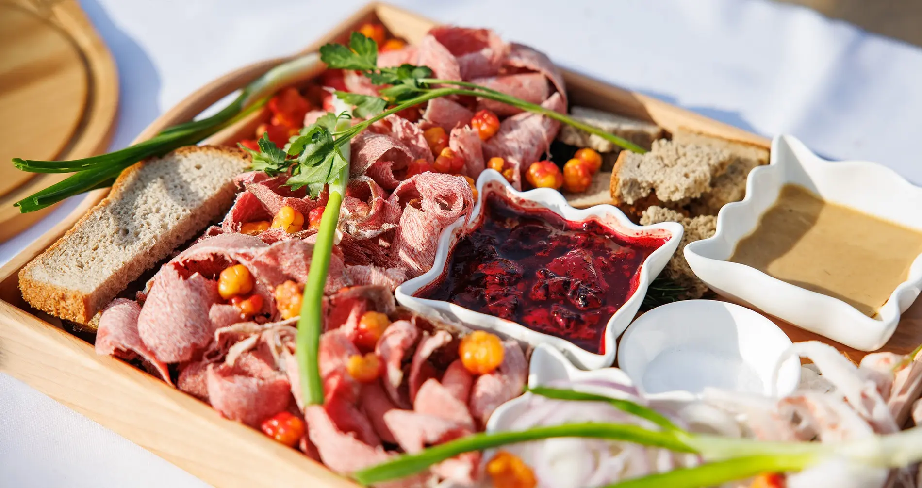 Оленина в традиционной подаче северных народов