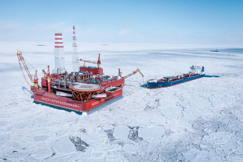 Морская ледостойкая стационарная платформа «Приразломная»