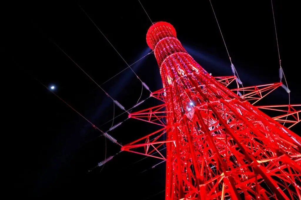 Опора-маяк в Воронеже. Фото: «Россети»