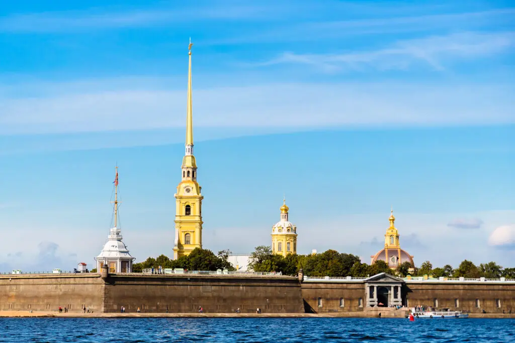 Петропавловская крепость в Санкт-Петербурге. Фото: iStock