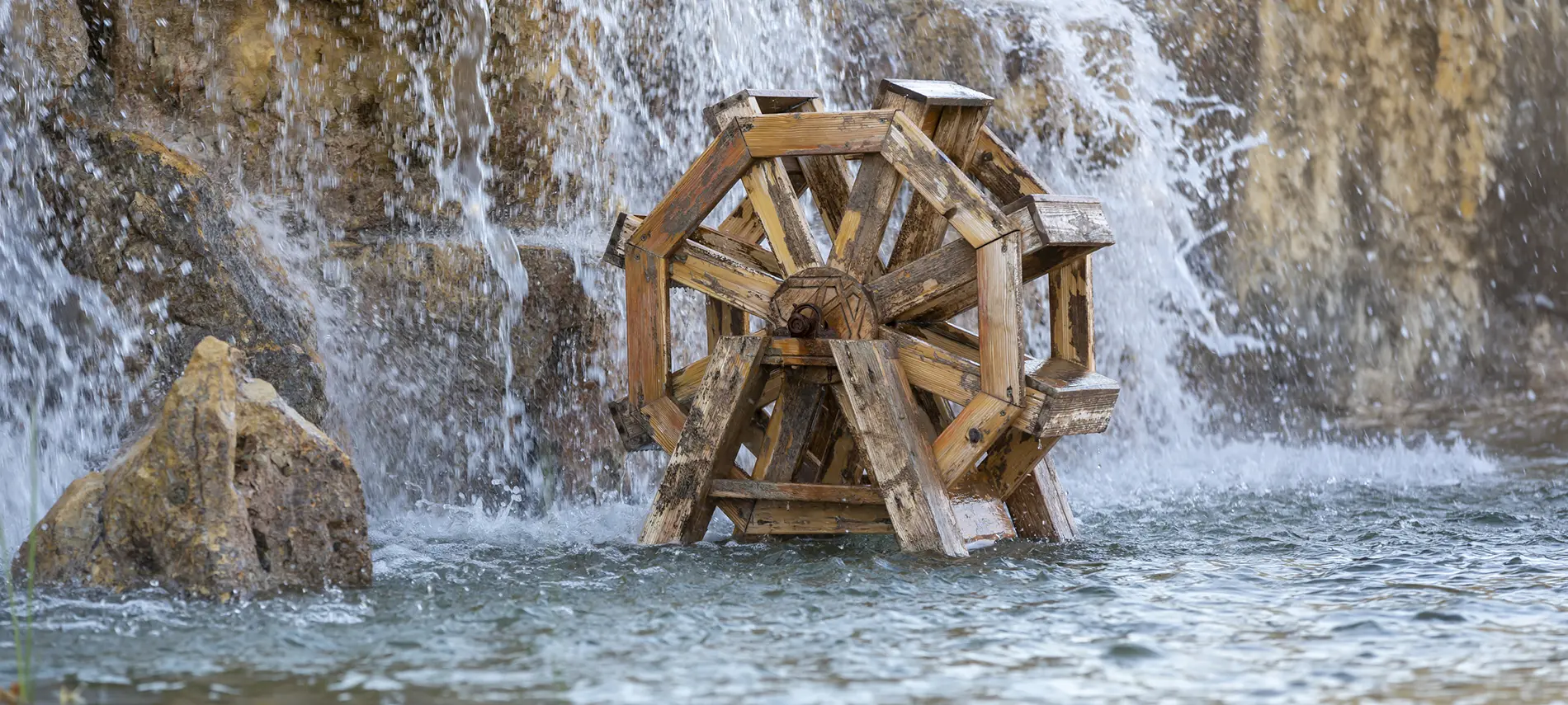 Водяное колесо