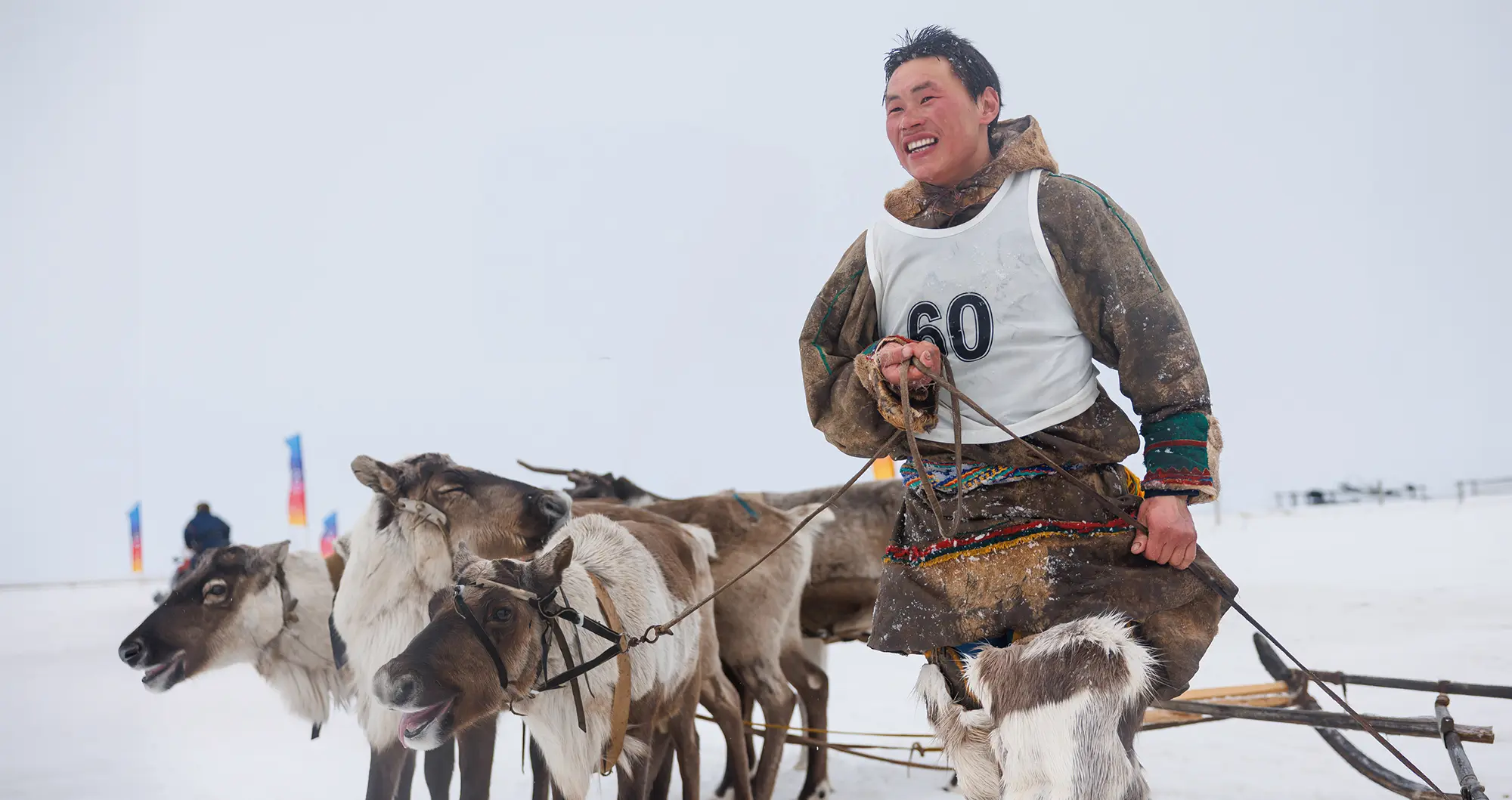 Гонки на оленьих упряжках в Яр-Сале
