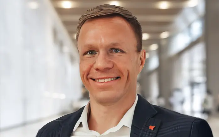 Илья Мельник