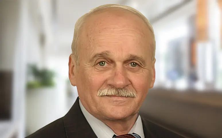 Николай Михайлов